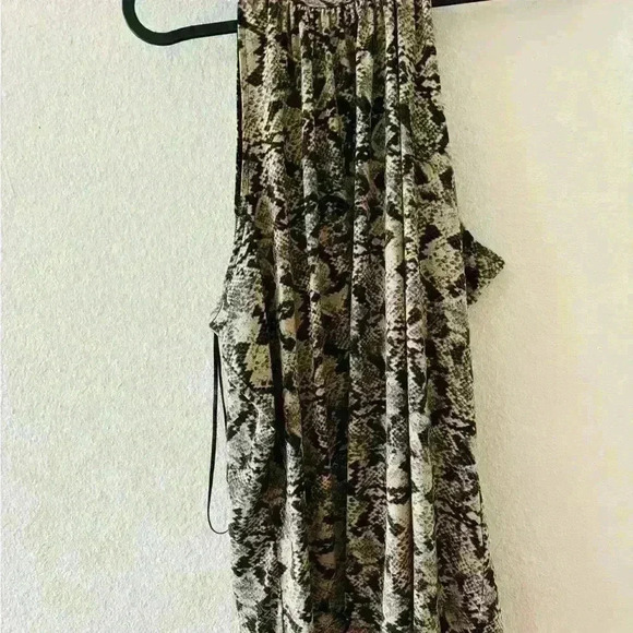 Michael Kors snake skin pattern top - Picture 2 of 4